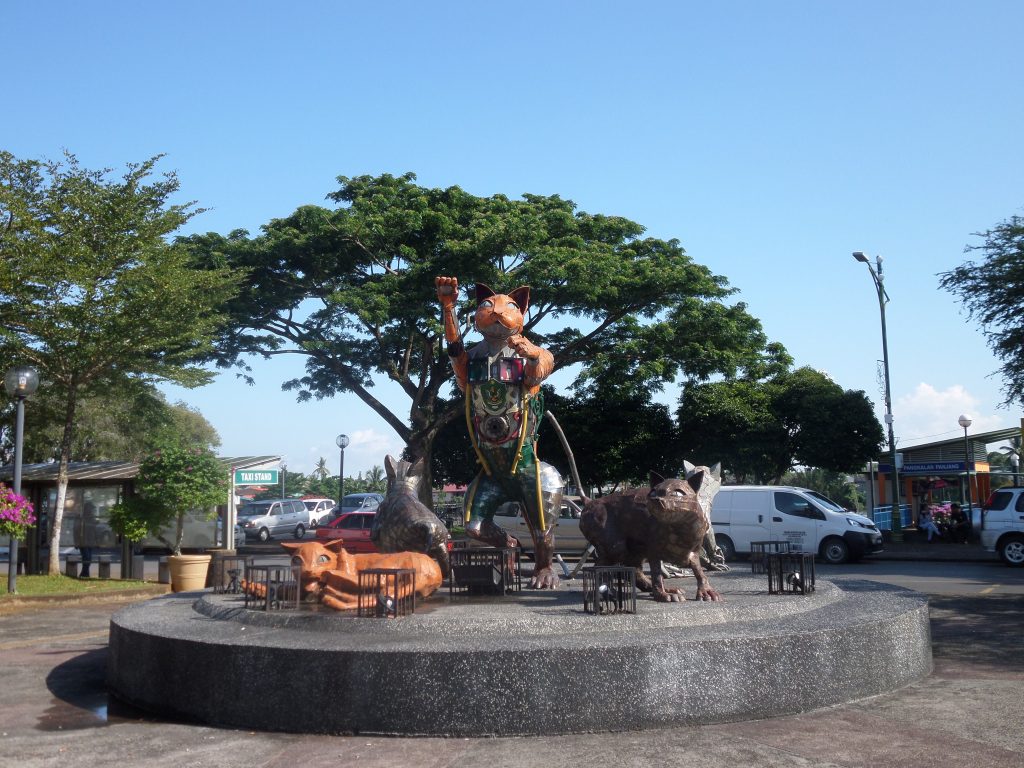 Cat statue, Kuching