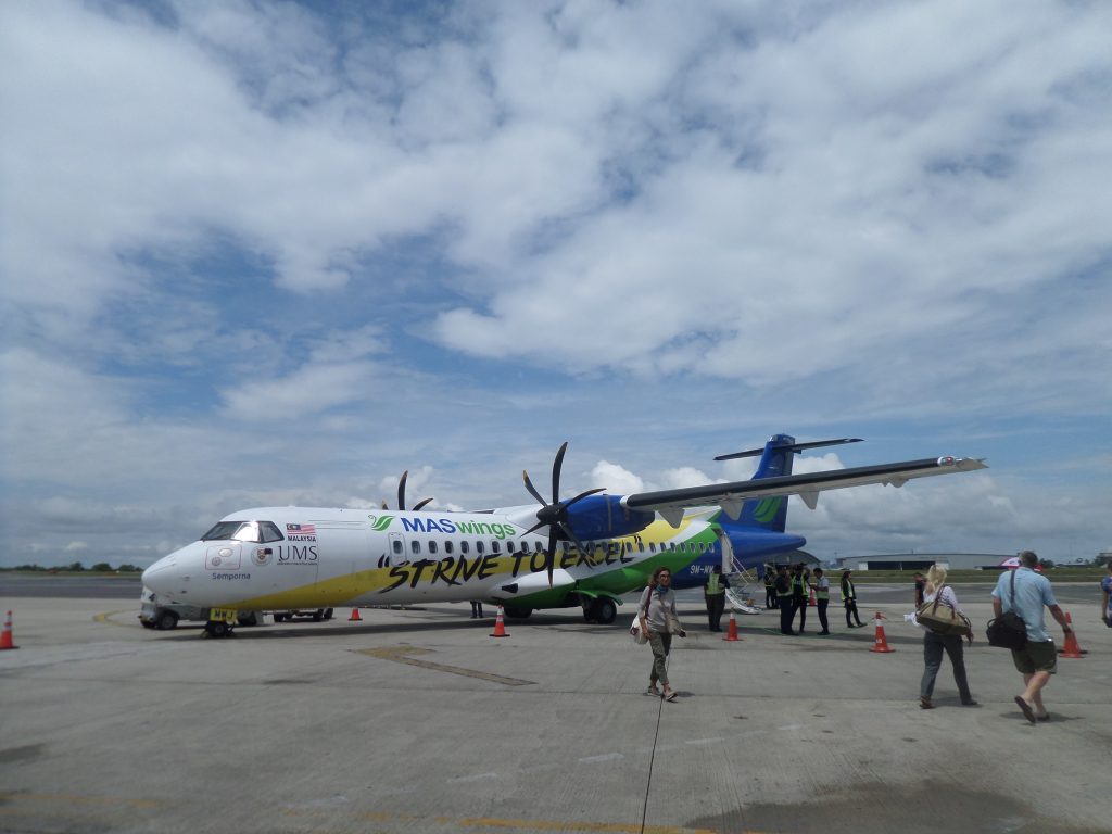 Maswings plane Kuching to Mulu