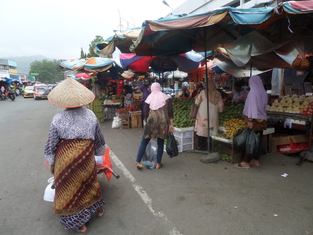 Pasar Raya, the central market in Padang