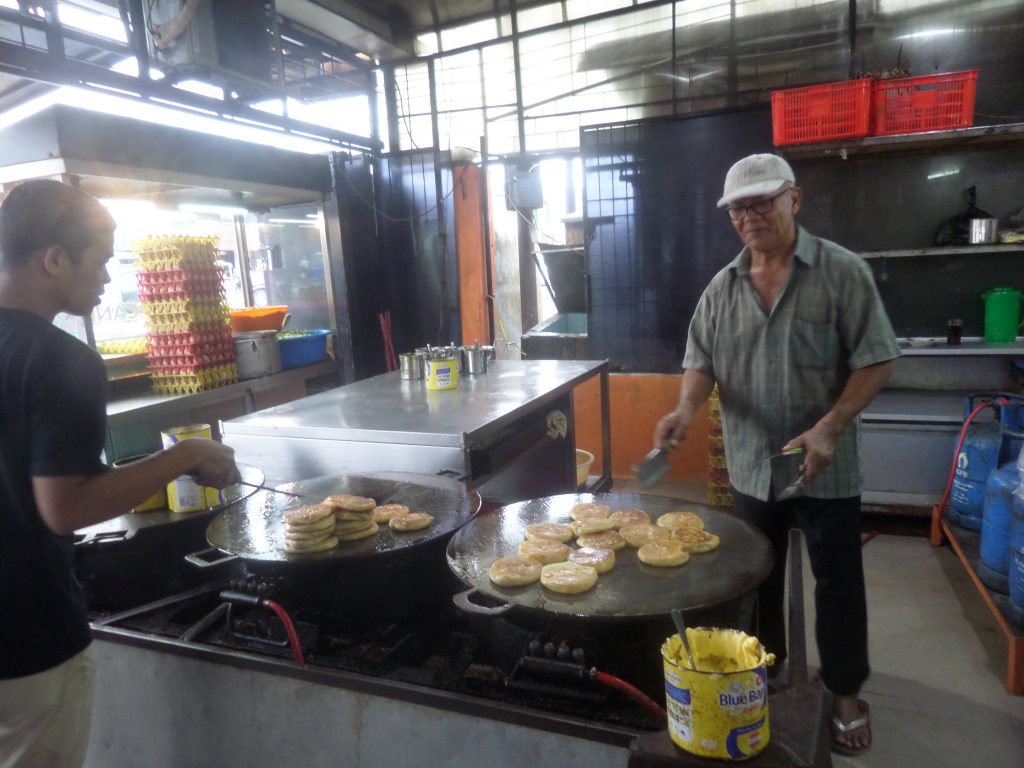Restaurant Kubang Hayuda in Padang